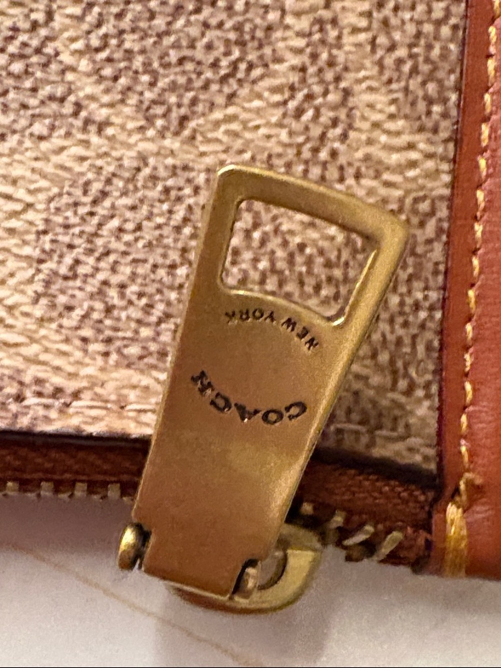 Coach Brown Signature Canvas Wristlet with Tan Leather Trim - Picture 8 of 9